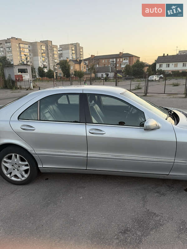 Седан Mercedes-Benz S-Class 2001 в Виннице