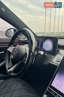 Седан Mercedes-Benz S-Class 2021 в 