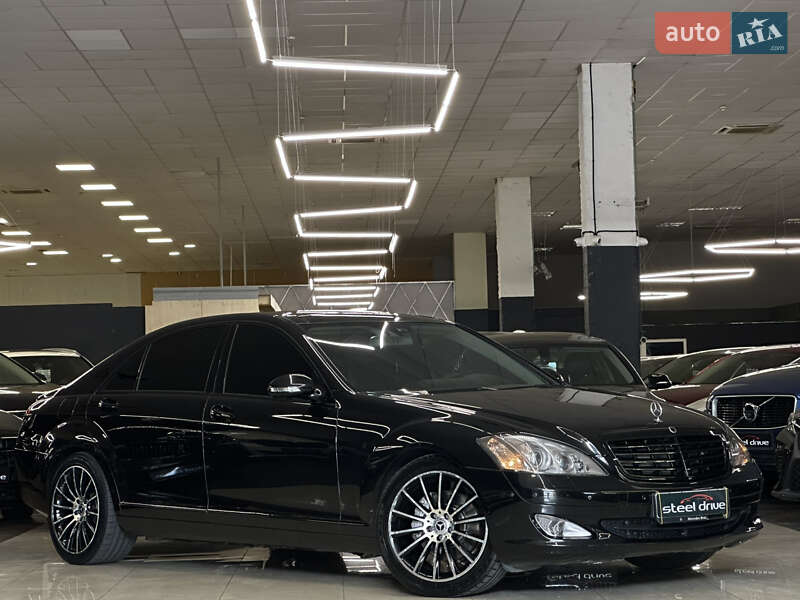 Mercedes-Benz S-Class 2007