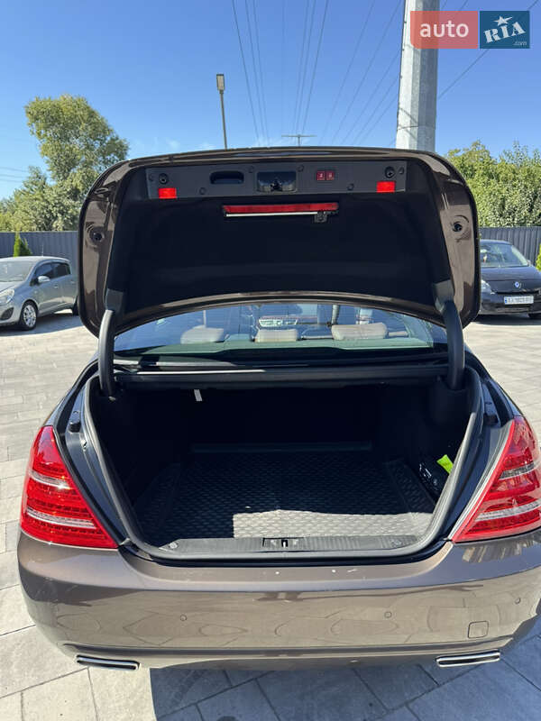 Седан Mercedes-Benz S-Class 2011 в Киеве