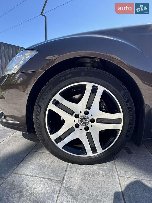 Седан Mercedes-Benz S-Class 2011 в Киеве