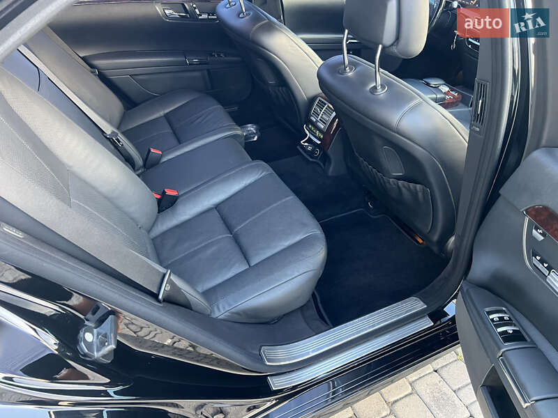 Седан Mercedes-Benz S-Class 2008 в Черновцах
