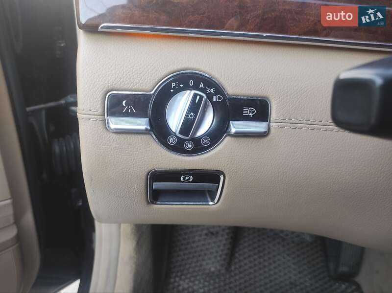 Седан Mercedes-Benz S-Class 2006 в Золочеве