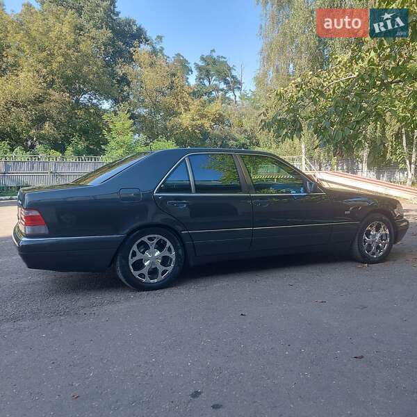 Седан Mercedes-Benz S-Class 1996 в Чернівцях