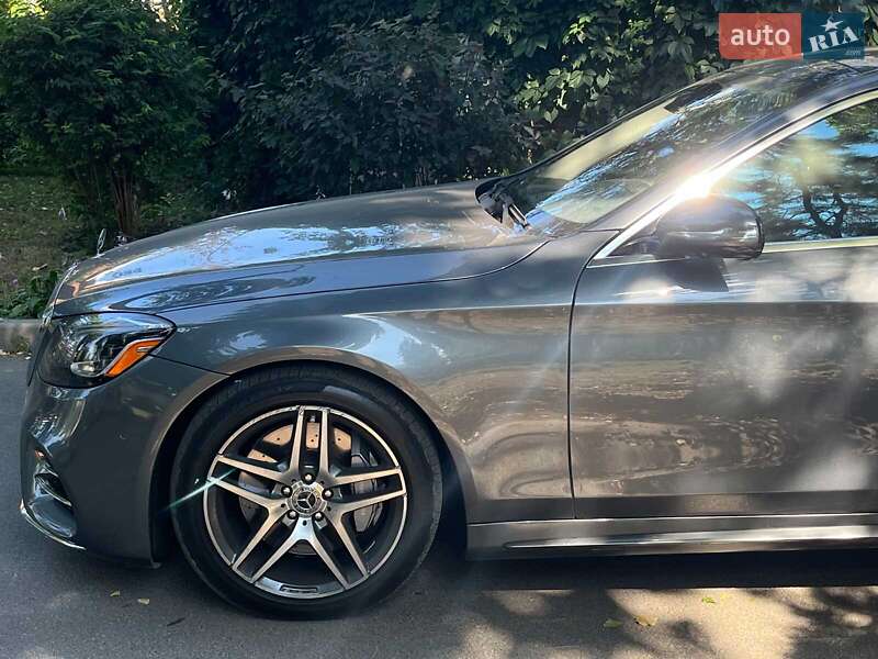 Седан Mercedes-Benz S-Class 2018 в Києві