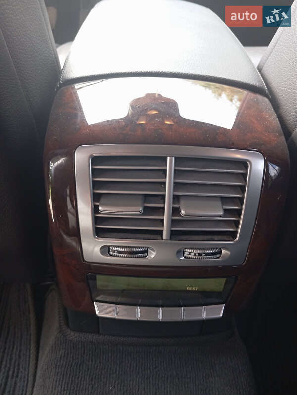 Седан Mercedes-Benz S-Class 2010 в Кицмани