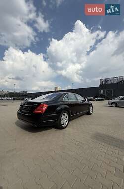 Седан Mercedes-Benz S-Class 2012 в 