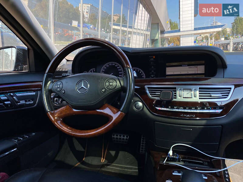 Седан Mercedes-Benz S-Class 2010 в Киеве