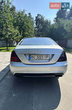 Седан Mercedes-Benz S-Class 2011 в 