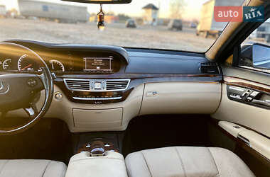 Седан Mercedes-Benz S-Class 2006 в 