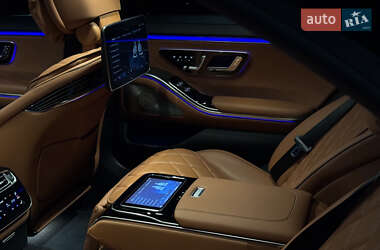 Седан Mercedes-Benz S-Class 2021 в 