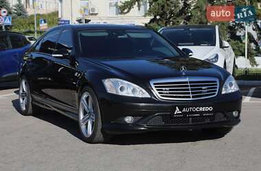 Седан Mercedes-Benz S-Class 2006 в 