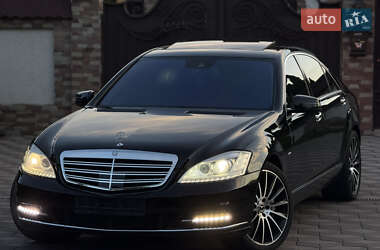 Седан Mercedes-Benz S-Class 2011 в 