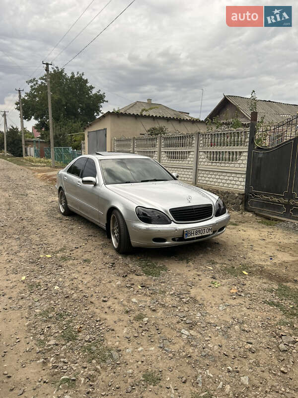 Седан Mercedes-Benz S-Class 2002 в 