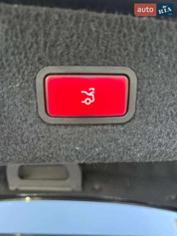 Седан Mercedes-Benz S-Class 2015 в Киеве фото 40 Седан Mercedes-Benz S-Class 2015 в Киеве