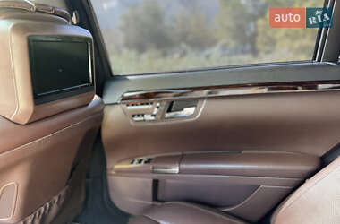 Седан Mercedes-Benz S-Class 2010 в 