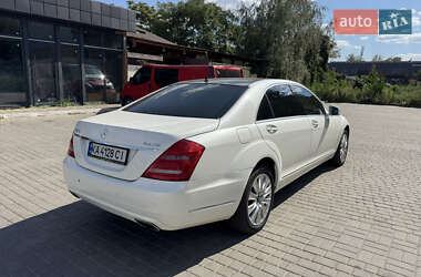 Седан Mercedes-Benz S-Class 2010 в 