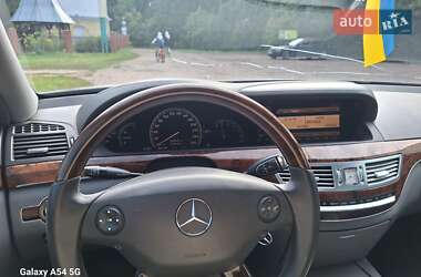 Седан Mercedes-Benz S-Class 2006 в 