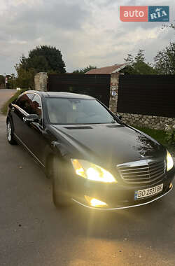 Седан Mercedes-Benz S-Class 2006 в 