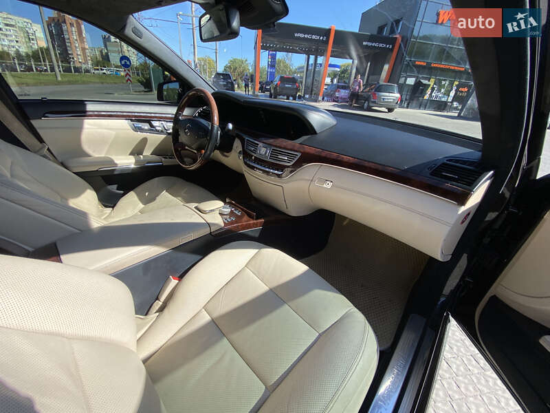 Седан Mercedes-Benz S-Class 2011 в Полтаве