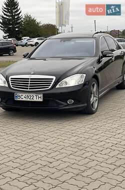 Седан Mercedes-Benz S-Class 2008 в 