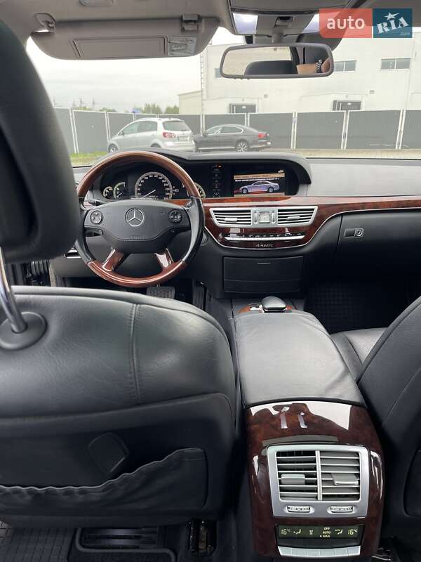 Седан Mercedes-Benz S-Class 2008 в Львове