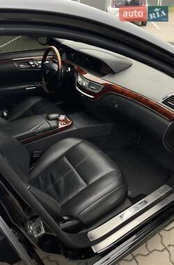 Седан Mercedes-Benz S-Class 2008 в 