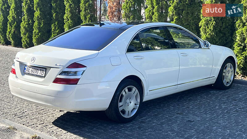 Седан Mercedes-Benz S-Class 2008 в Днепре
