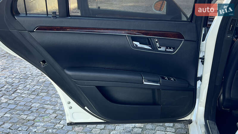 Седан Mercedes-Benz S-Class 2008 в Днепре