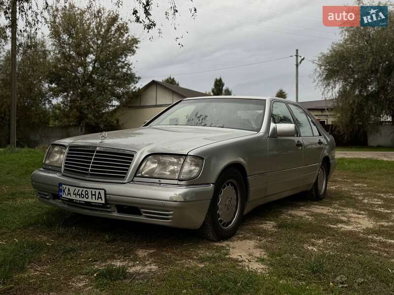 Mercedes-Benz S-Class 1994