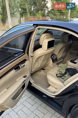 Седан Mercedes-Benz S-Class 2011 в 