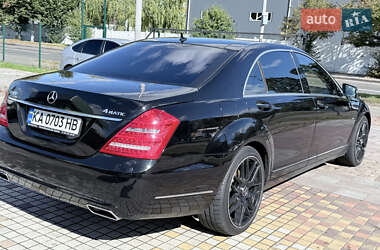 Седан Mercedes-Benz S-Class 2011 в 