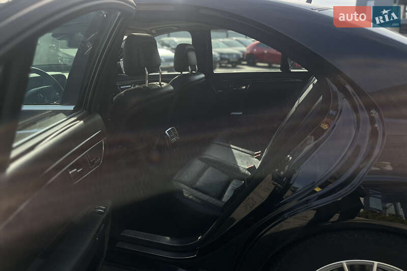 Седан Mercedes-Benz S-Class 2011 в Мукачево