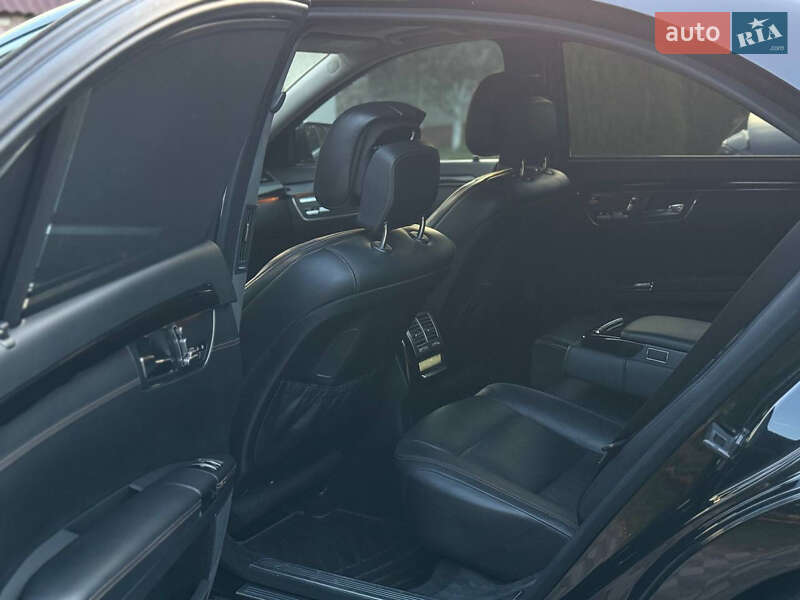Седан Mercedes-Benz S-Class 2011 в Чернигове
