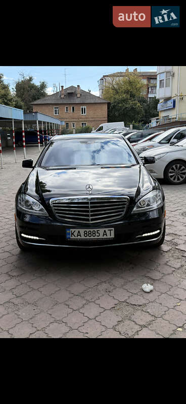 Mercedes-Benz S-Class 2013