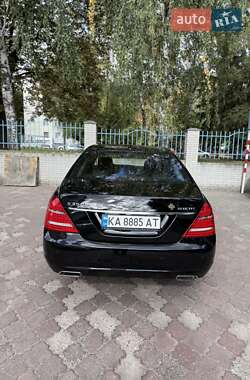 Седан Mercedes-Benz S-Class 2013 в 