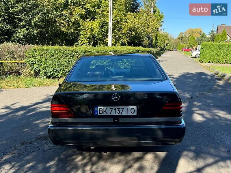 Седан Mercedes-Benz S-Class 1993 в Ровно