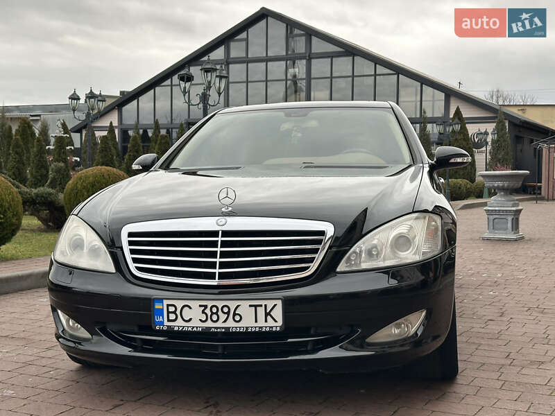 Седан Mercedes-Benz S-Class 2006 в Львове