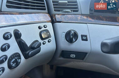 Седан Mercedes-Benz S-Class 2005 в 
