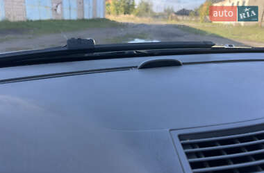 Седан Mercedes-Benz S-Class 2005 в 