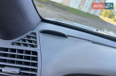 Седан Mercedes-Benz S-Class 2005 в 