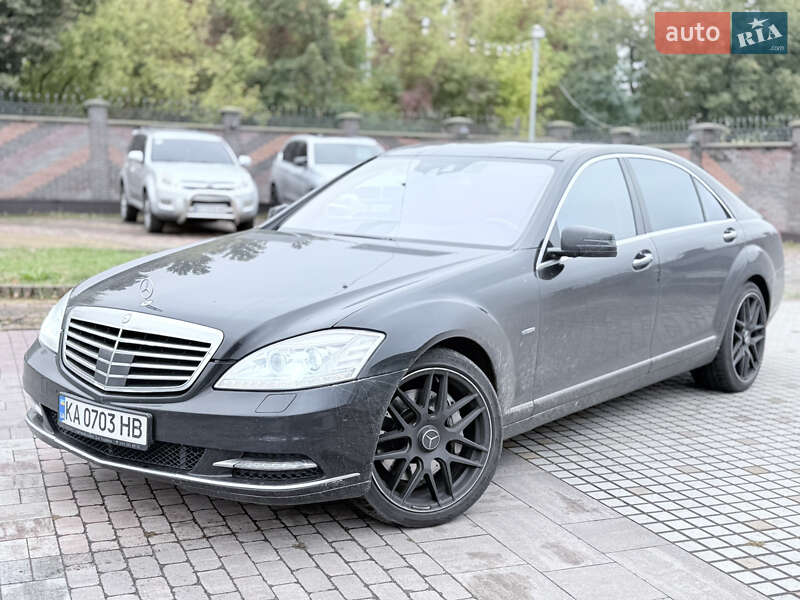 Седан Mercedes-Benz S-Class 2011 в 