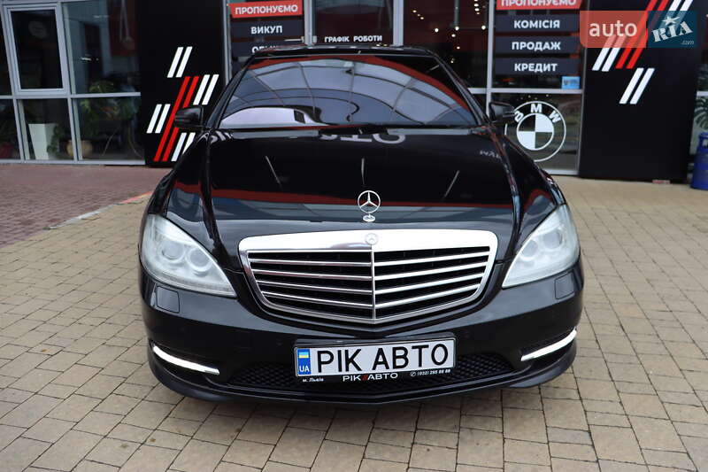 Седан Mercedes-Benz S-Class 2012 в Львові