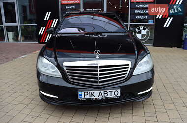 Седан Mercedes-Benz S-Class 2012 в 