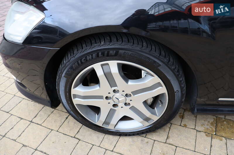 Седан Mercedes-Benz S-Class 2012 в Львові