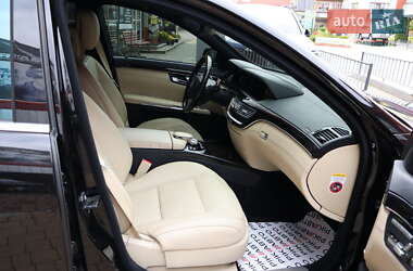Седан Mercedes-Benz S-Class 2012 в 