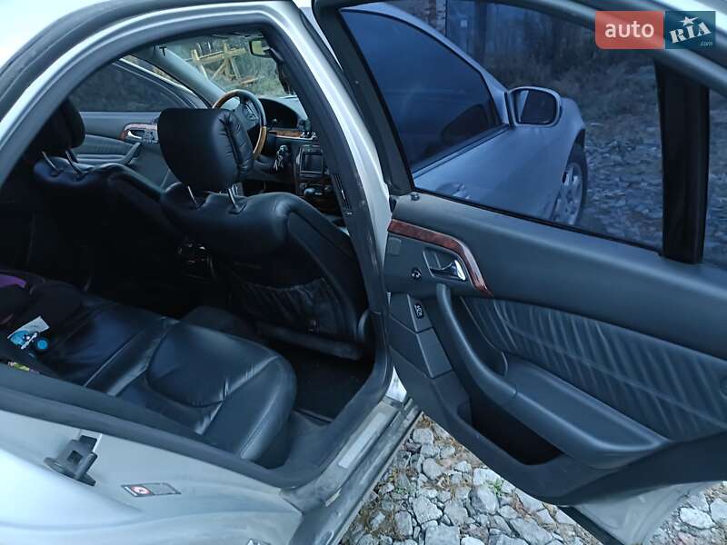 Седан Mercedes-Benz S-Class 2002 в Житомирі