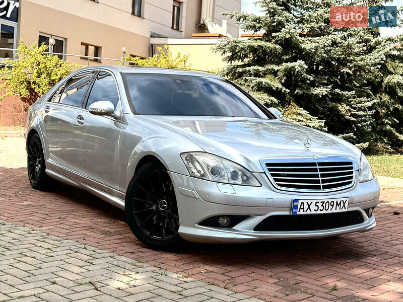 Седан Mercedes-Benz S-Class 2008 в 