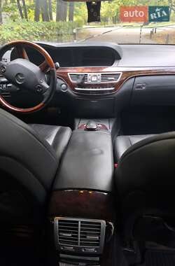 Седан Mercedes-Benz S-Class 2007 в 