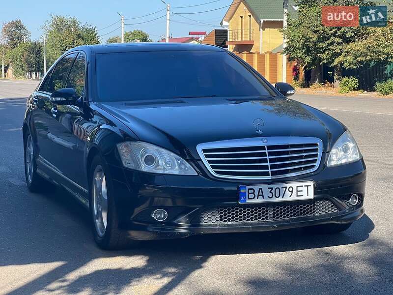 Седан Mercedes-Benz S-Class 2006 в 